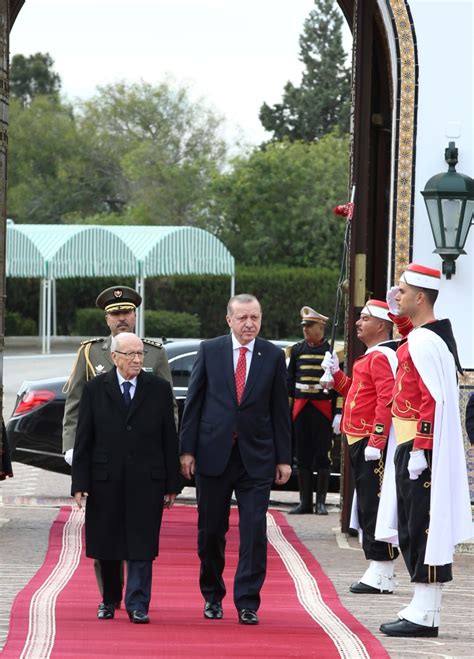 C­u­m­h­u­r­b­a­ş­k­a­n­ı­ ­E­r­d­o­ğ­a­n­ ­T­u­n­u­s­­t­a­ ­-­ ­S­o­n­ ­D­a­k­i­k­a­ ­H­a­b­e­r­l­e­r­